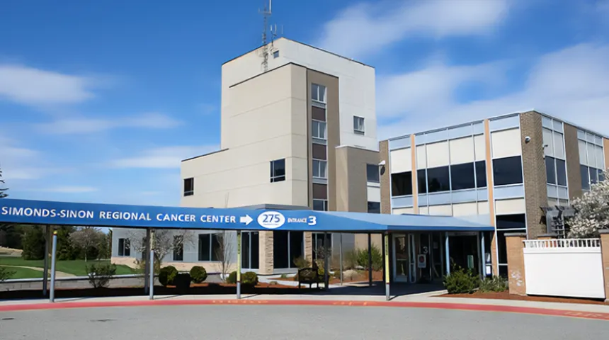 Entrance to the Simonds Sinon Cancer Center.